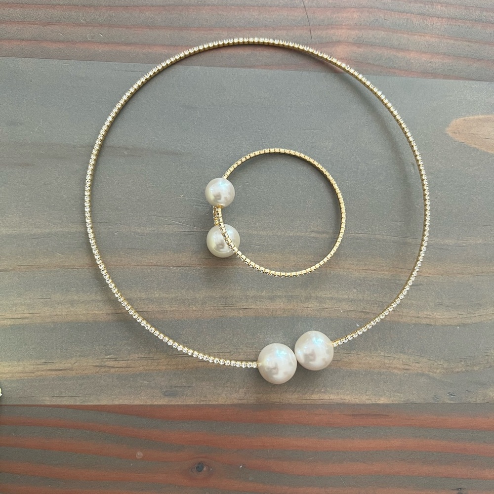 Faux Pearl and Crystal Bracelet and necklace set